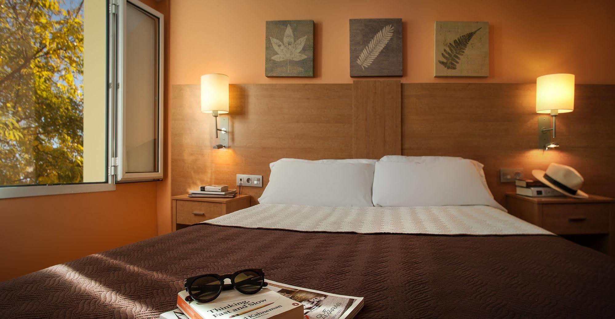 Balneario De Cofrentes Hotell Eksteriør bilde